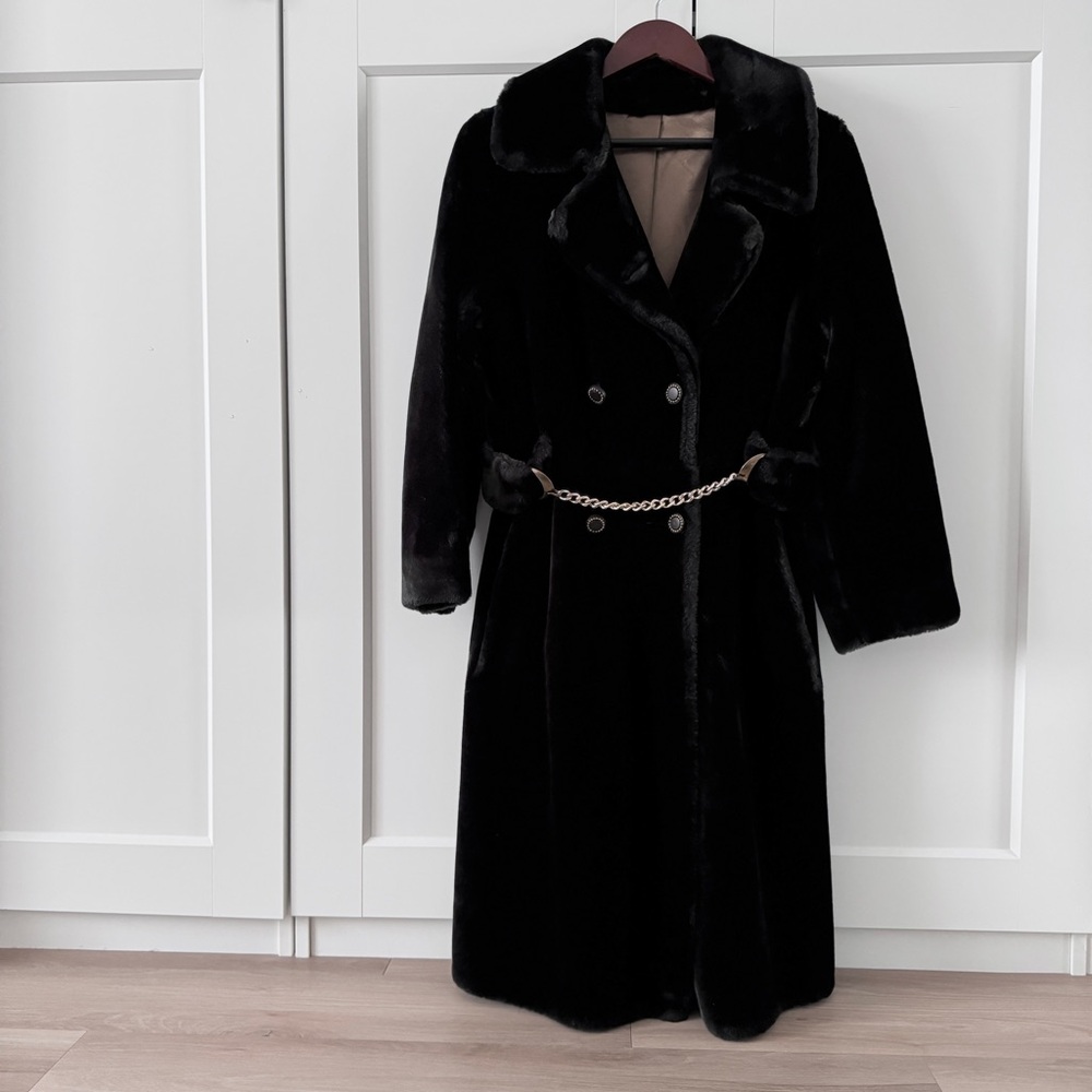 BORGAZIA Women’s Tie-waist Faux Fur Coat